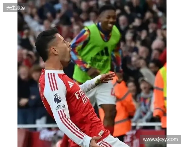 镜报：曼联沦为喜剧俱乐部，至暗时刻可能超越了之前的利物浦