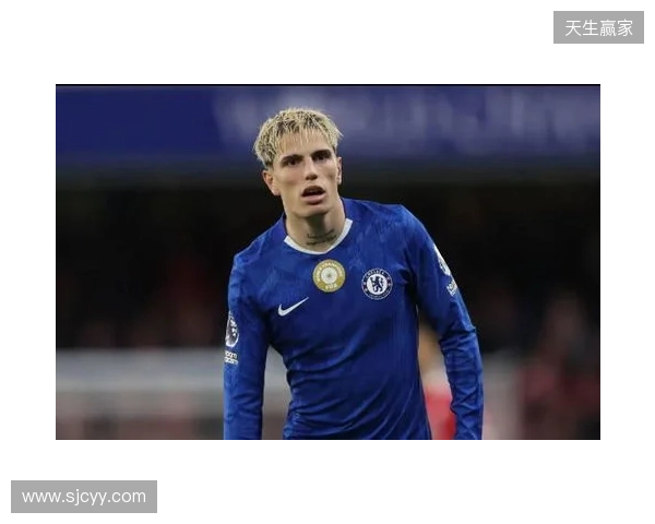 加纳乔：如今比赛很大程度上取决于边锋；罗塞尼尔很了解球员