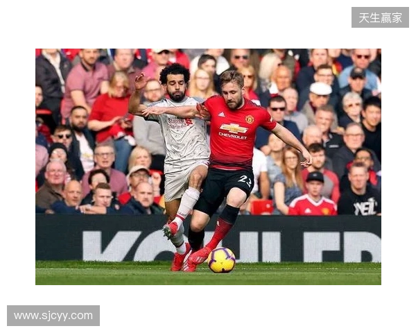 利物浦客战森林：萨拉赫、加克波、埃基蒂克首发，维尔茨出战