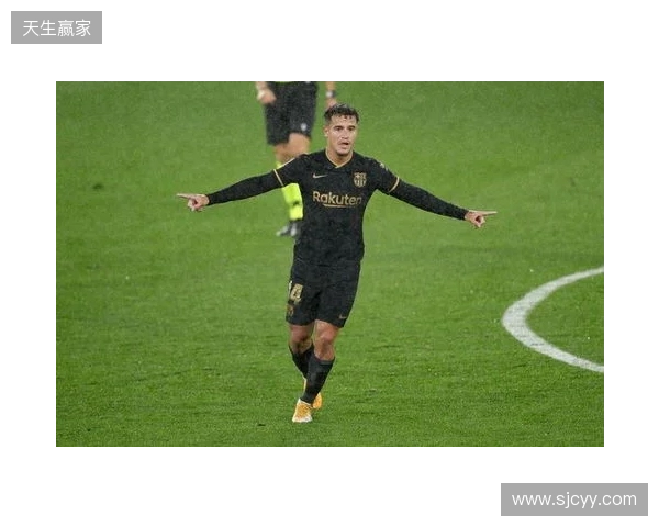 巴萨官方:莱万左眼眶骨折,将缺席对阵马竞的比赛 巴萨官方:莱万左眼眶骨折,将缺席对阵马竞的比赛